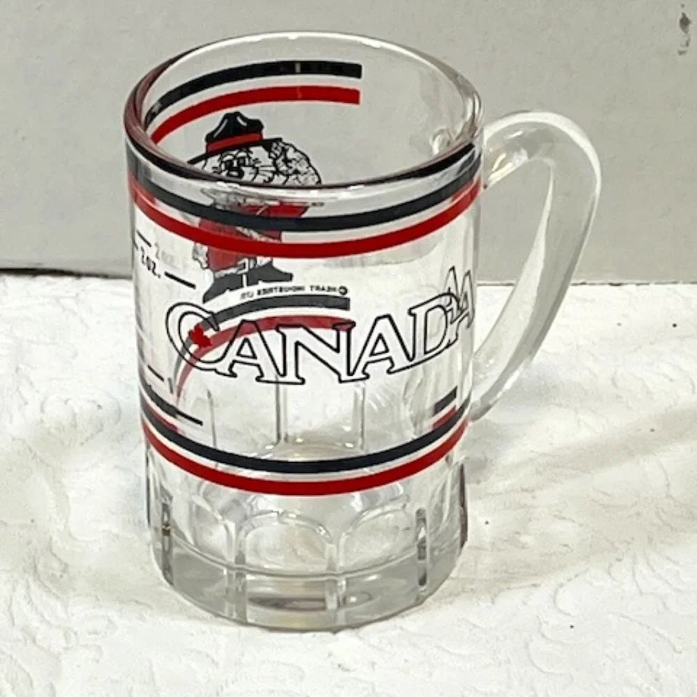 Mini-mug Shot Glass Canada Bear Mountie Red Black 2oz France